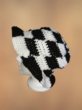 Load image into Gallery viewer, Checkered Crochet Bag & Bucket Hat Set