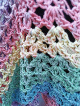 Load image into Gallery viewer, Crochet Pompom Crop Top