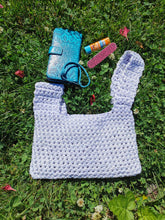 Load image into Gallery viewer, Crochet Japanese Knot Bag, Metallic Pearl Evening Purse
