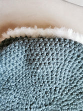 Load image into Gallery viewer, Snuggly Pet Bed