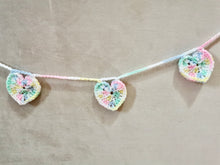 Load image into Gallery viewer, Pastel Vintage Crochet Heart Garland