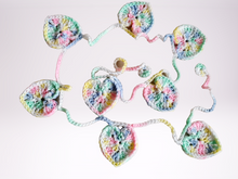 Load image into Gallery viewer, Pastel Vintage Crochet Heart Garland