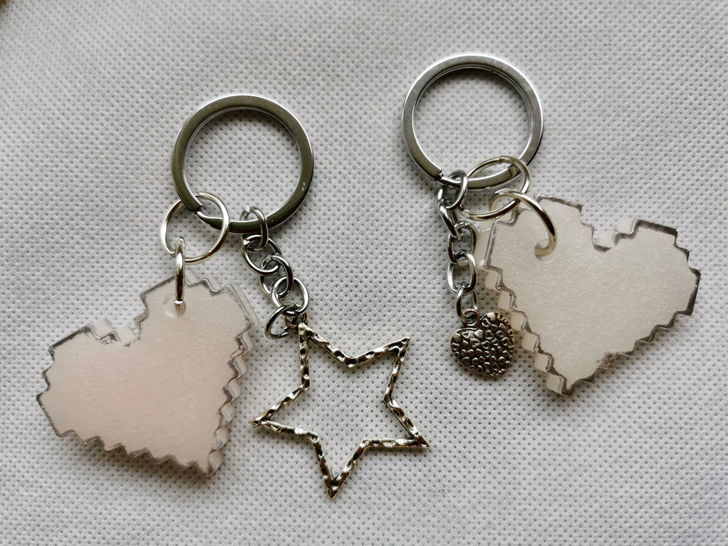 Couples Keychains - 2 pc - Pixel Heart Keychain