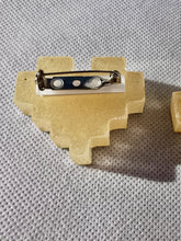 Load image into Gallery viewer, Couples Pins - 2 pc - Gold Pearl Pixel Heart Brooches