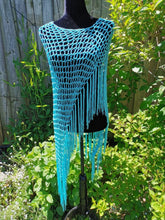 Load image into Gallery viewer, Ocean Blue Poncho - Diagonal Crochet Poncho with fringe

