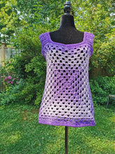 Load image into Gallery viewer, Retro Granny Square Vest, Colourful Vest, Sweater Vest Vintage, Crochet Top in Purples
