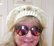 Load image into Gallery viewer, Mommy and Me Chunky Slouch Hat Set, Adult and Child Beret Hats, Handmade Hat Set