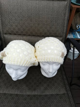 Load image into Gallery viewer, Mommy and Me Chunky Slouch Hat Set, Adult and Child Beret Hats, Handmade Hat Set