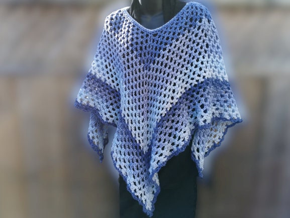 Kerchief Crochet Poncho in Blue